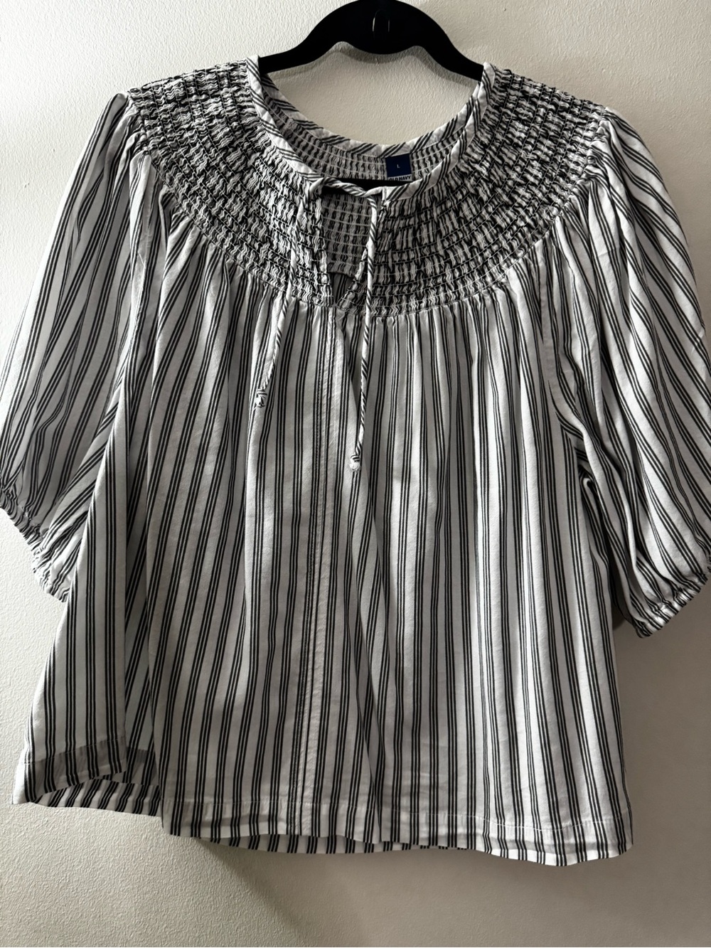 Old Navy Striped Smocked Short Puff Sleeve Blouse L